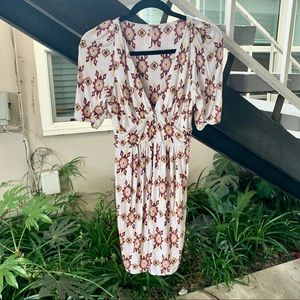 Free People Aztec Print White Jersey-Knit Dress-Super Flattering Fit! Size XS